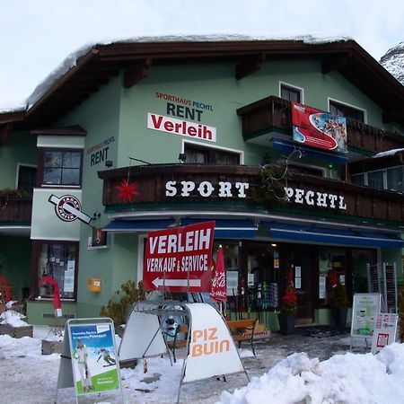 Haus Pechtl Hotel Sankt Leonhard im Pitztal Bagian luar foto