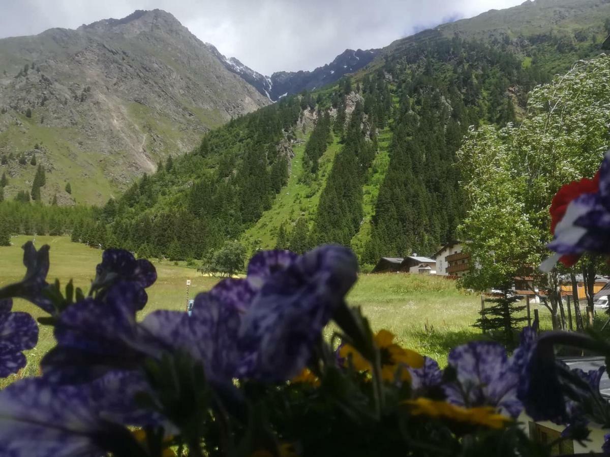 Haus Pechtl Hotel Sankt Leonhard im Pitztal Bagian luar foto